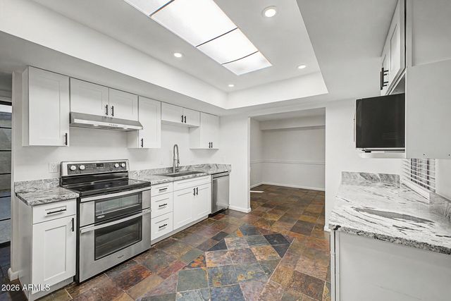 3446 E CAROL ANN Way, Phoenix, AZ 85032