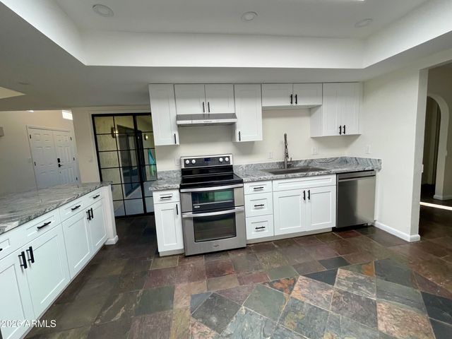 3446 E CAROL ANN Way, Phoenix, AZ 85032