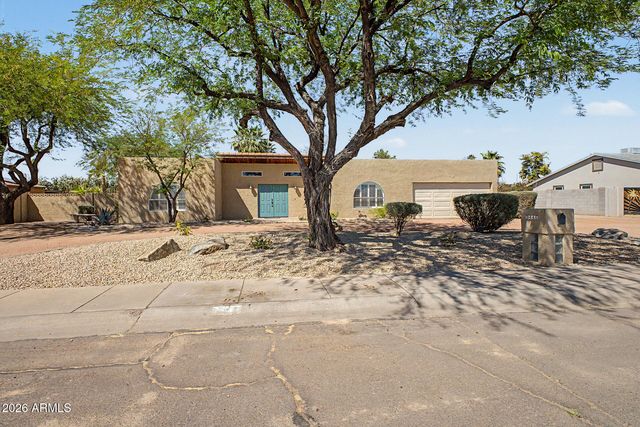 3446 E CAROL ANN Way, Phoenix, AZ 85032
