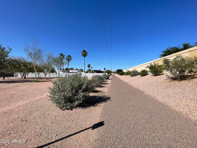 3446 E CAROL ANN Way, Phoenix, AZ 85032