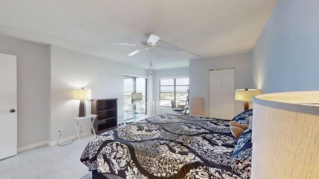 14460 Strathmore Lane 804, Delray Beach, FL 33446