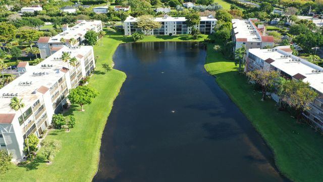 14460 Strathmore Lane 804, Delray Beach, FL 33446