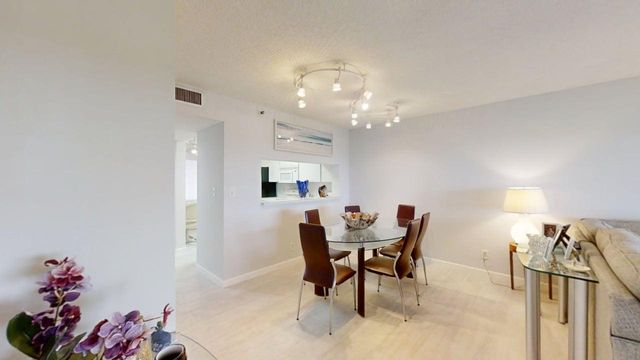 14460 Strathmore Lane 804, Delray Beach, FL 33446