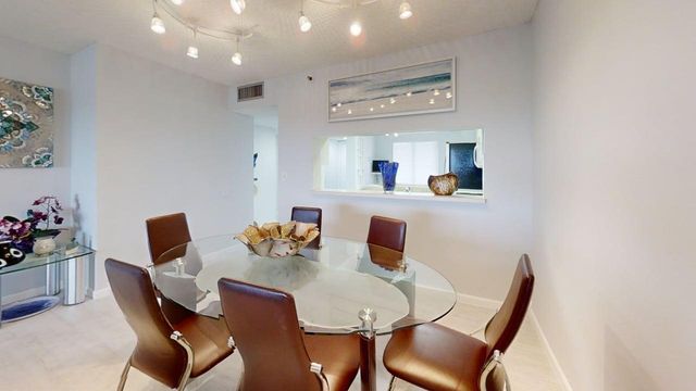 14460 Strathmore Lane 804, Delray Beach, FL 33446