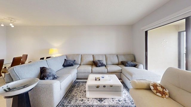 14460 Strathmore Lane 804, Delray Beach, FL 33446