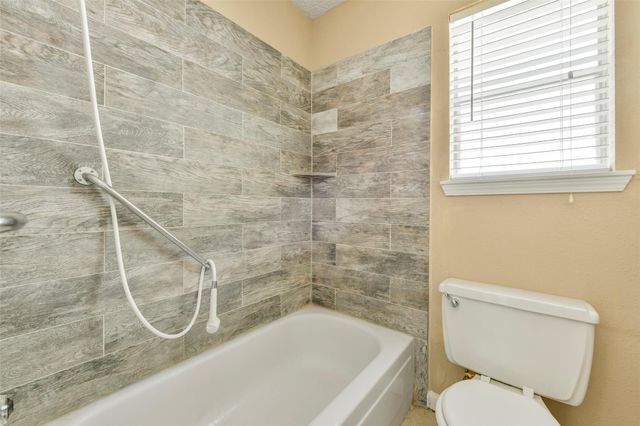 2929 Ocean Way, League City, TX 77573