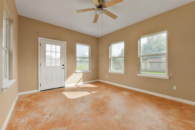 2929 Ocean Way, League City, TX 77573