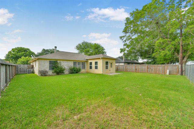 2929 Ocean Way, League City, TX 77573