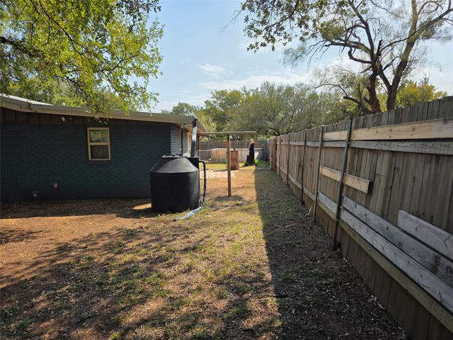 135 Elm Street, Palo Pinto, TX 76484