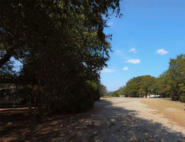 135 Elm Street, Palo Pinto, TX 76484