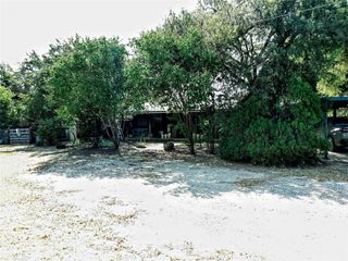 135 Elm Street, Palo Pinto, TX 76484