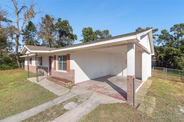 1225 S SPRING GARDEN AVENUE, Deland, FL 32720