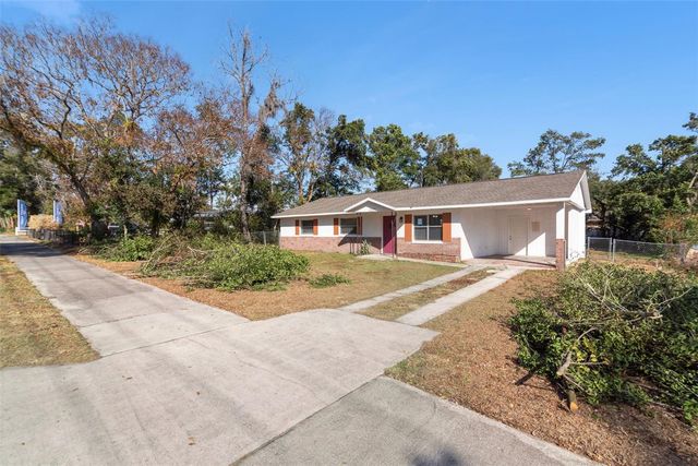 1225 S SPRING GARDEN AVENUE, Deland, FL 32720