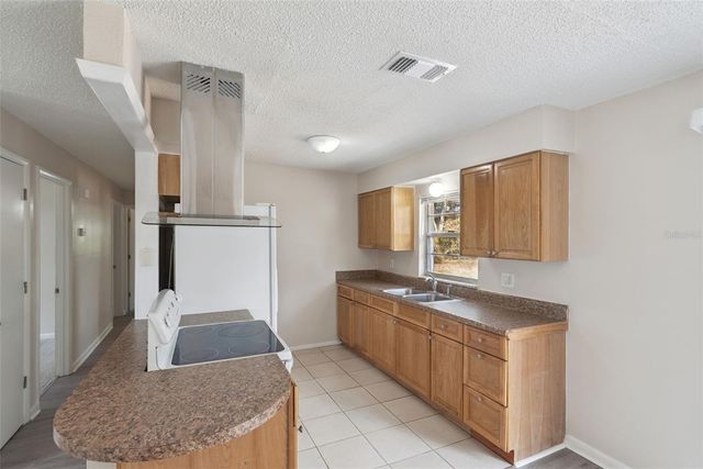 1225 S SPRING GARDEN AVENUE, Deland, FL 32720