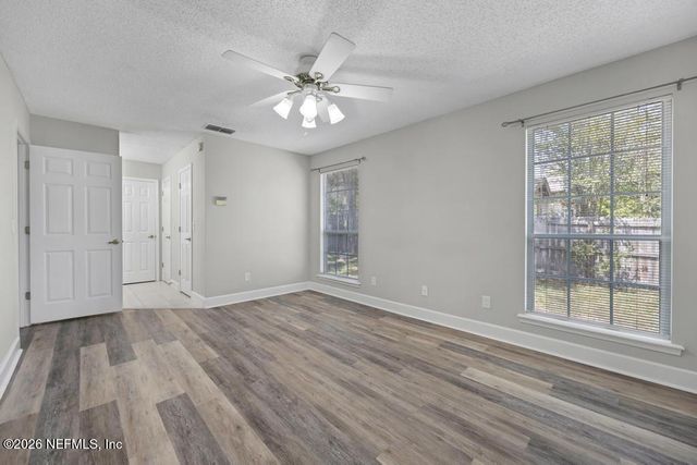 2733 ROCHFORD Court, Jacksonville, FL 32225