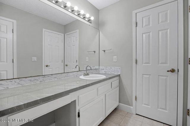 2733 ROCHFORD Court, Jacksonville, FL 32225