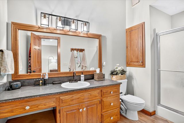 178 N Applebury Place, Nixa, MO 65714