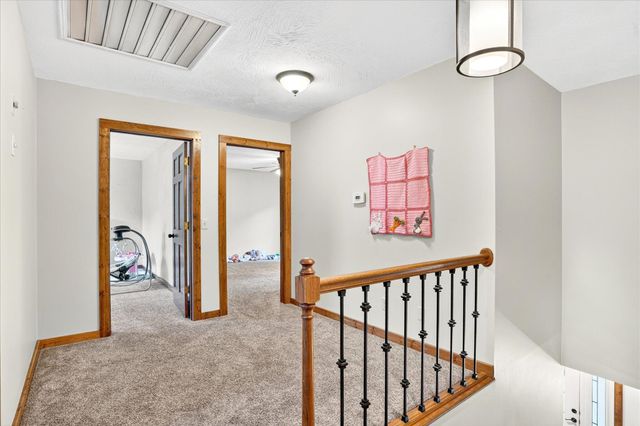 178 N Applebury Place, Nixa, MO 65714