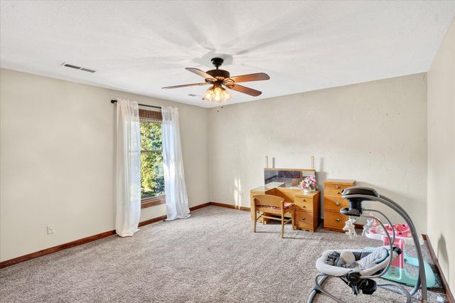 178 N Applebury Place, Nixa, MO 65714