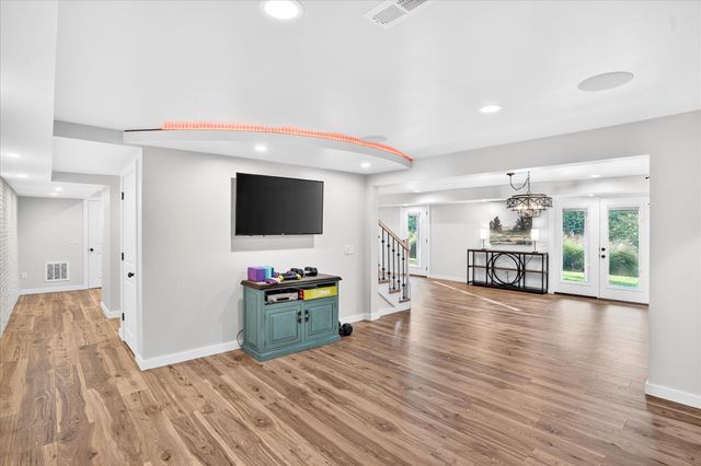 178 N Applebury Place, Nixa, MO 65714