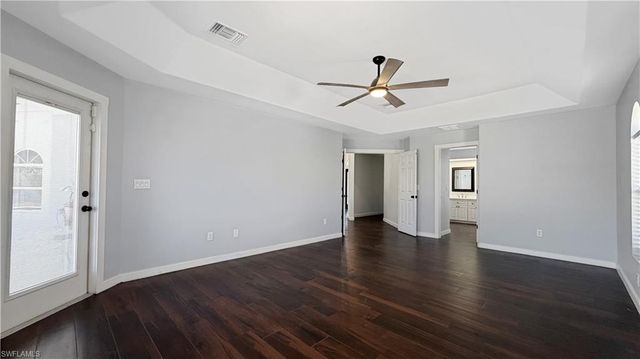 27 NE 20th PL, Cape Coral, FL 33909