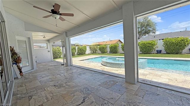 27 NE 20th PL, Cape Coral, FL 33909