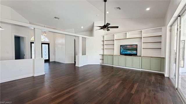 27 NE 20th PL, Cape Coral, FL 33909