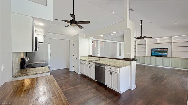 27 NE 20th PL, Cape Coral, FL 33909