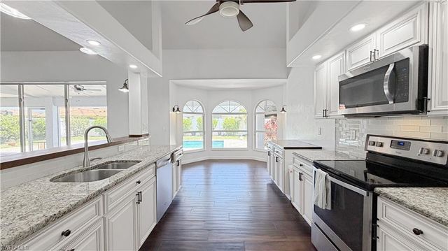 27 NE 20th PL, Cape Coral, FL 33909