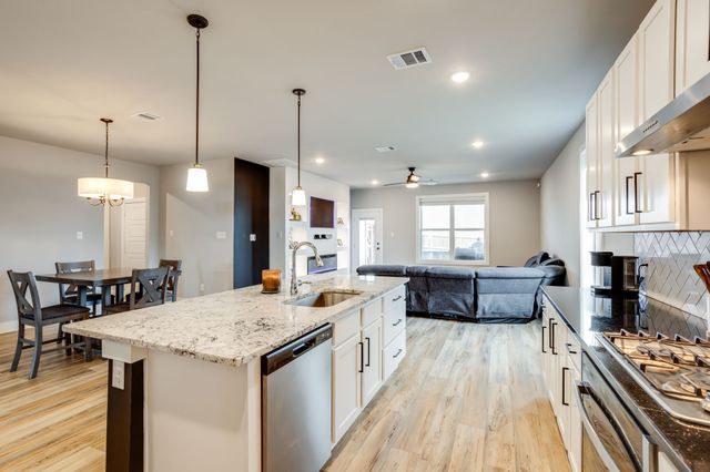 3644 William Court, Midlothian, TX 76065