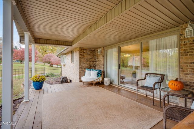 4682 Old Stage Road, Kingsport, TN 37664