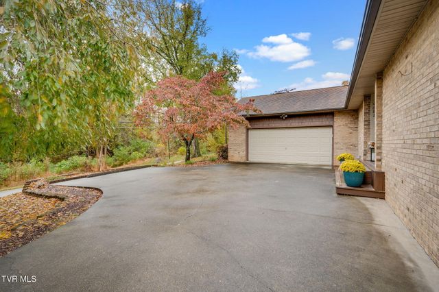 4682 Old Stage Road, Kingsport, TN 37664