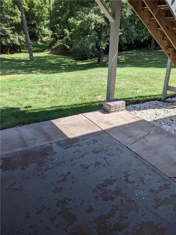 507 Larkin Court, Warrensburg, MO 64093