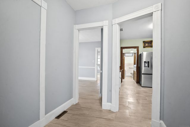 587 Third Avenue, West Haven, CT 06516