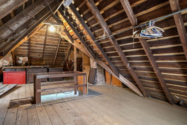 587 Third Avenue, West Haven, CT 06516