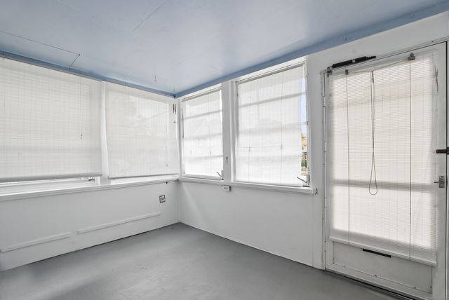 587 Third Avenue, West Haven, CT 06516