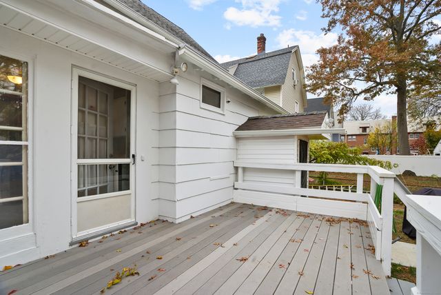 587 Third Avenue, West Haven, CT 06516