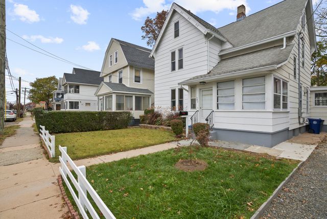 587 Third Avenue, West Haven, CT 06516