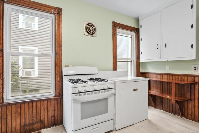 587 Third Avenue, West Haven, CT 06516