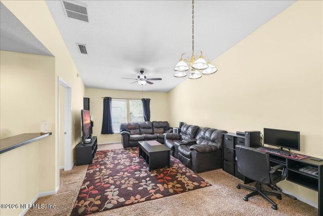 7068 DEER LODGE Circle 107, Jacksonville, FL 32256