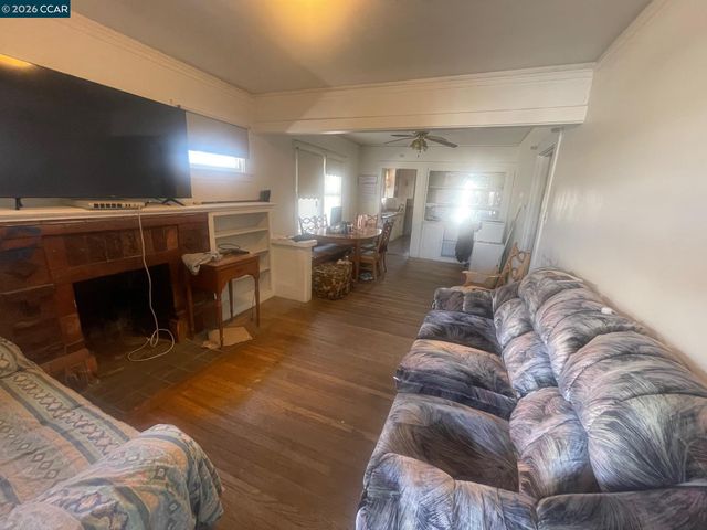 1332 103Rd Ave, Oakland, CA 94603