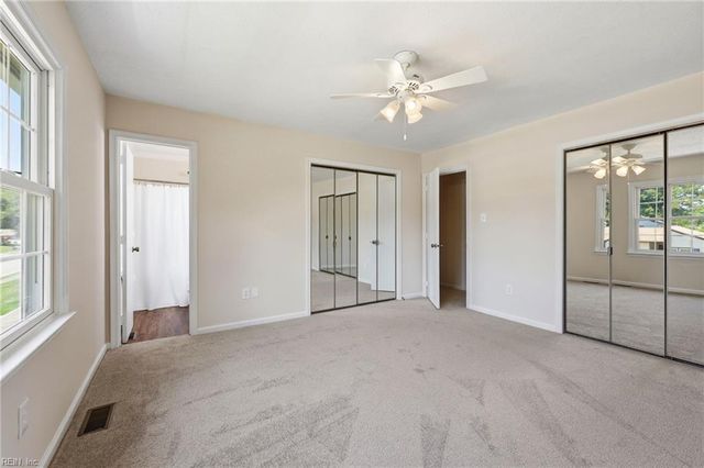 29 Sandy Lake DR, Hampton, VA 23666
