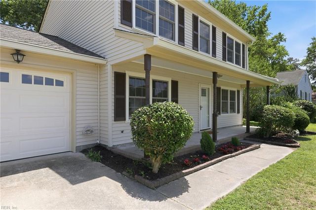 29 Sandy Lake DR, Hampton, VA 23666