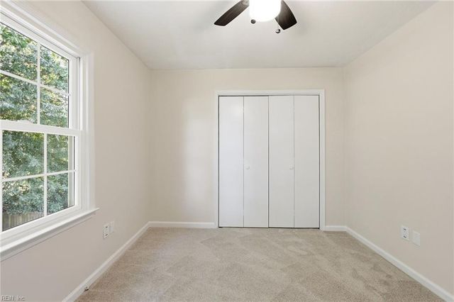 29 Sandy Lake DR, Hampton, VA 23666