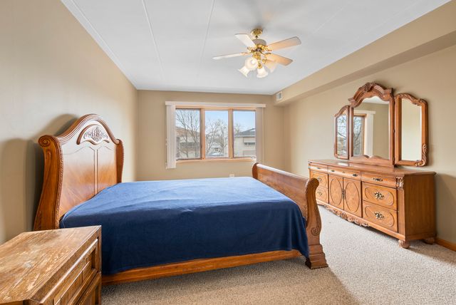 10404 S Keating Avenue 2B, Oak Lawn, IL 60453