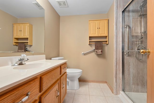 10404 S Keating Avenue 2B, Oak Lawn, IL 60453