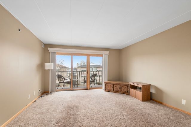 10404 S Keating Avenue 2B, Oak Lawn, IL 60453