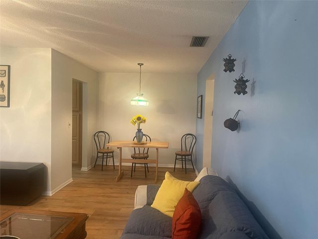 7228 W Oakridge Circle 7228, Lake Worth, FL 33462