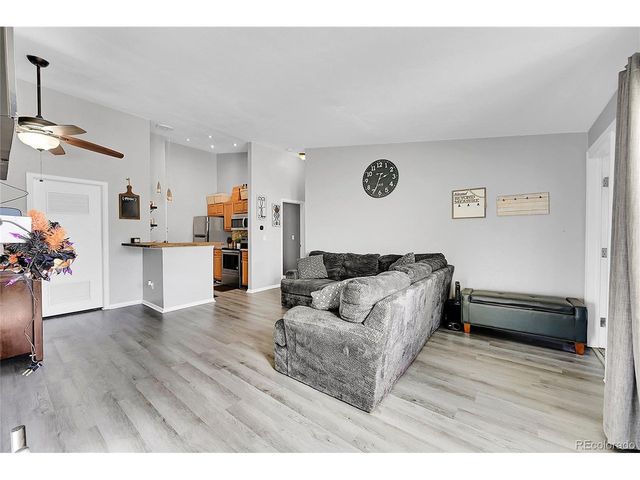 6755 S Field St 623, Littleton, CO 80128