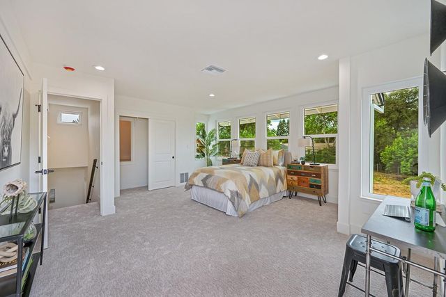 106 Ben Ezra Ave, Roseville, CA 95678